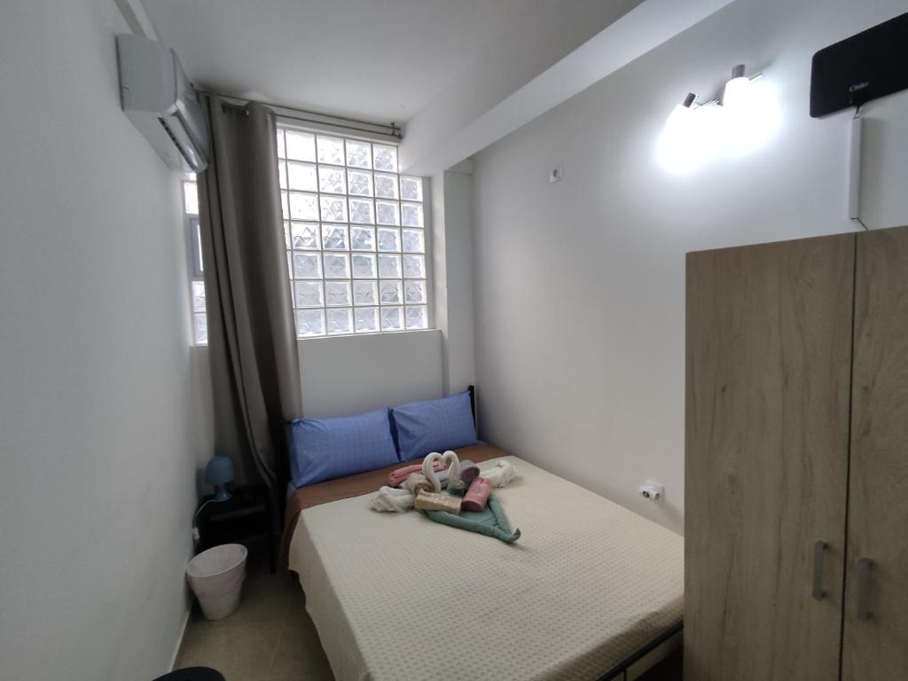 room 02