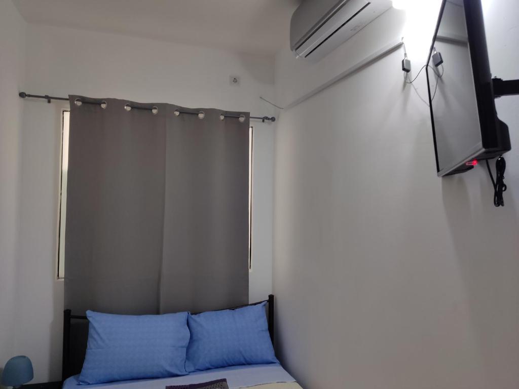 room 4